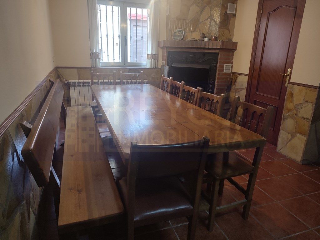 Menjador de Casa o xalet en venda en Hormilla amb Terrassa