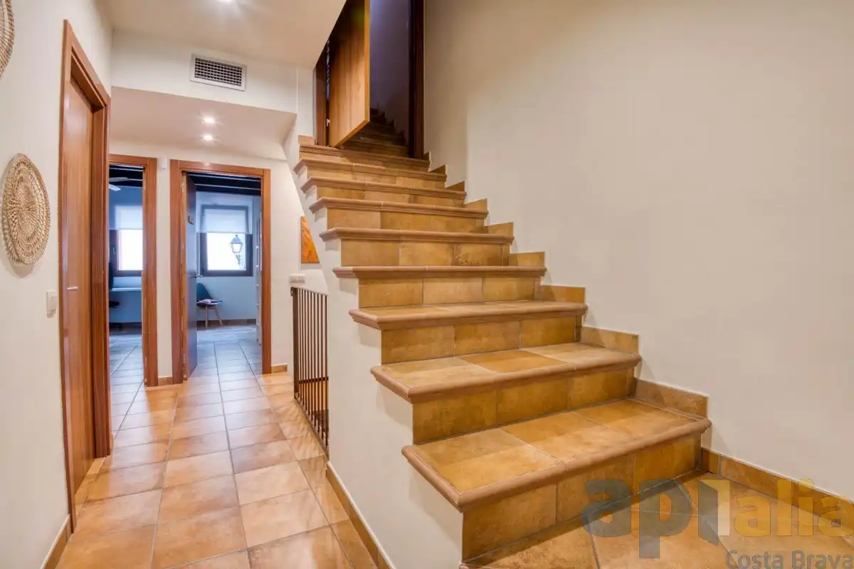 Casa adosada en venta en Sant Feliu de Guíxols con Calefacción, Jardín privado y Terraza