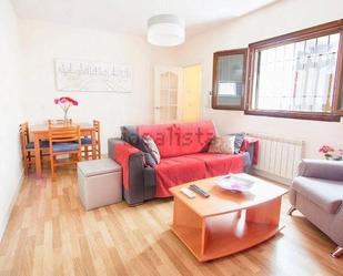 Sala d'estar de Apartament de lloguer en Bérchules amb Aire condicionat