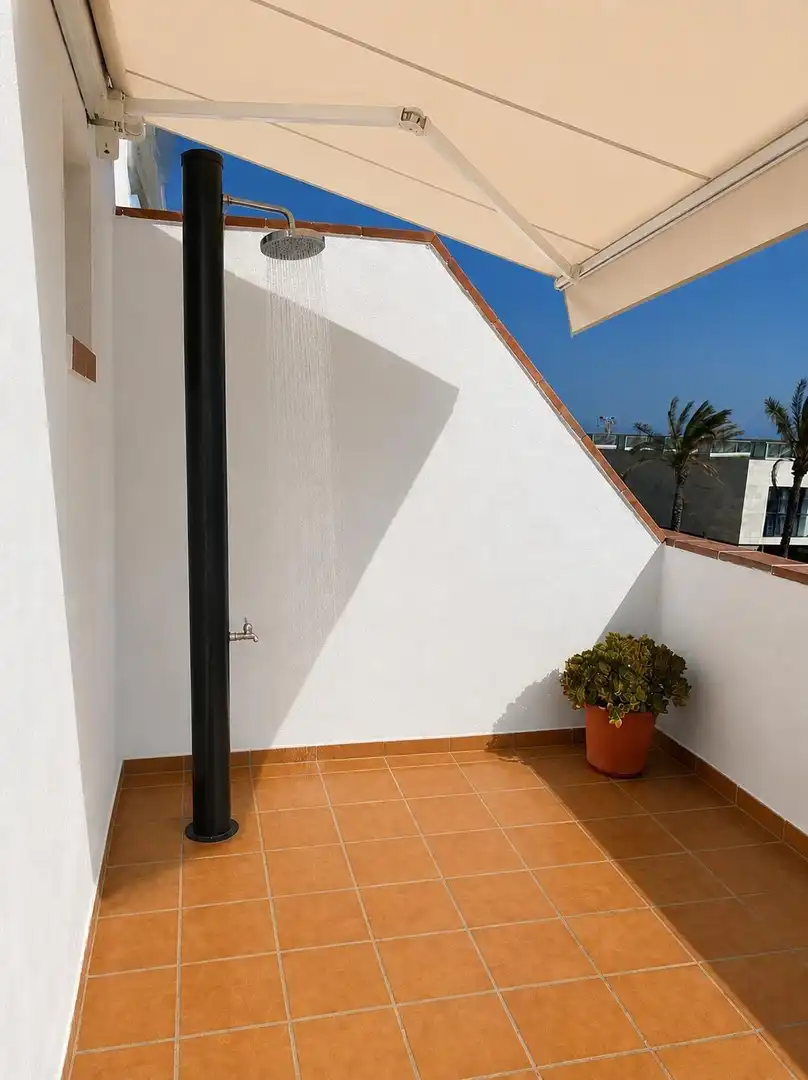 Terraza de Ático en venta en Almería con Aire acondicionado, Calefacción y Jardín privado