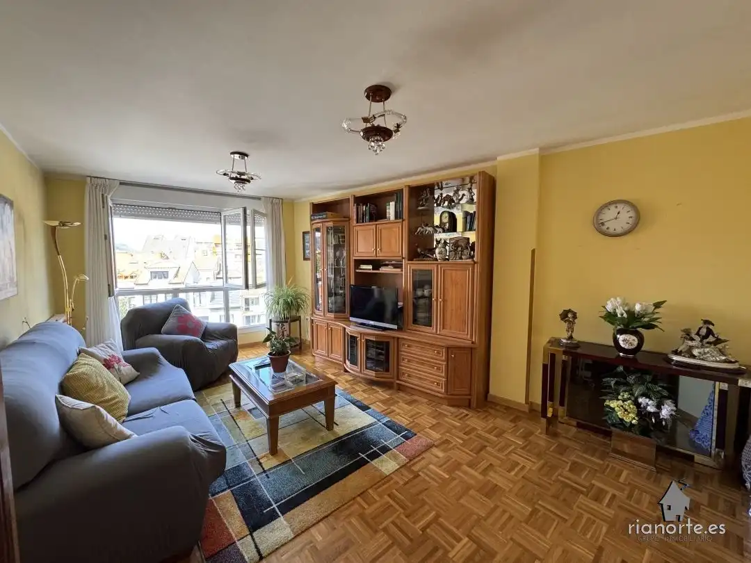 Living room of Flat for sale in Ribadesella  with Heating, Terrace and Furnished