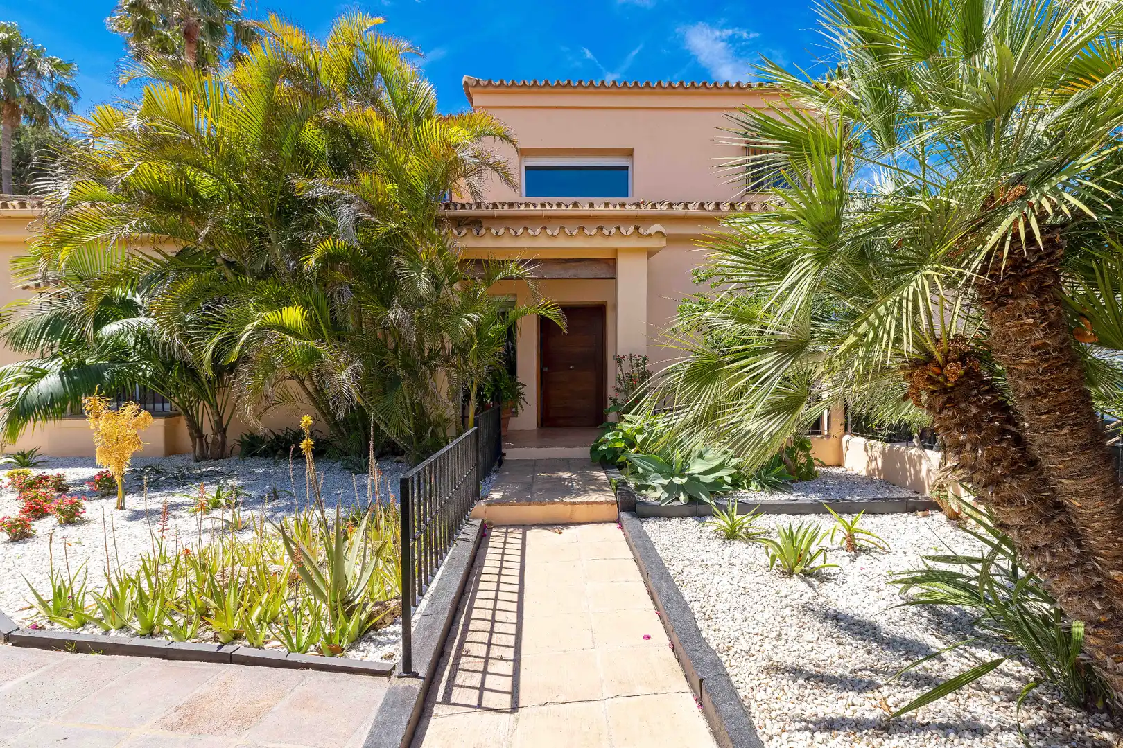 Außenansicht von Haus oder Chalet zum Verkauf in Málaga mit Klimaanlage, Heizung und Privatgarten