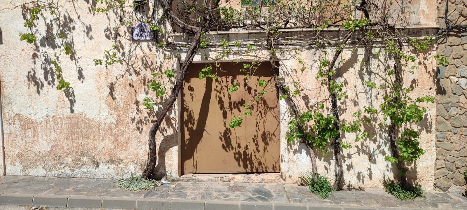 Vista exterior de Casa o xalet en venda en Albuñuelas amb Terrassa, Traster i Moblat