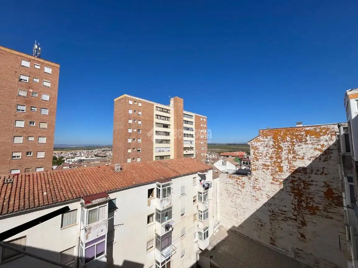 Piso con balcón en venta en Linarejos, imagen 11