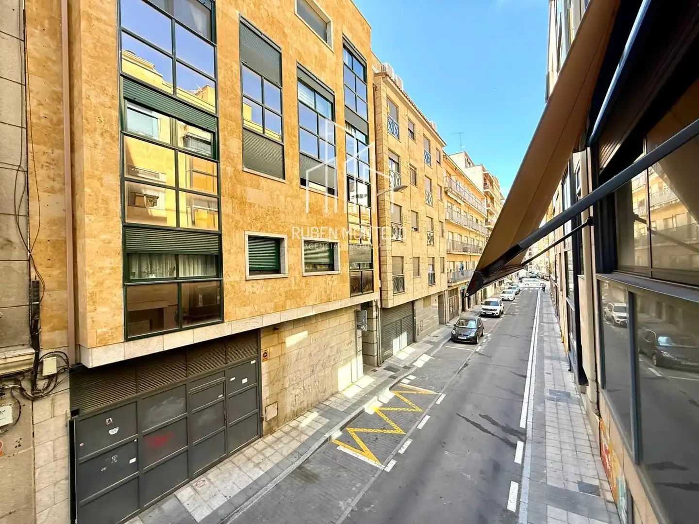 Vista exterior de Apartament de lloguer en Salamanca amb Calefacció, Terrassa i Moblat