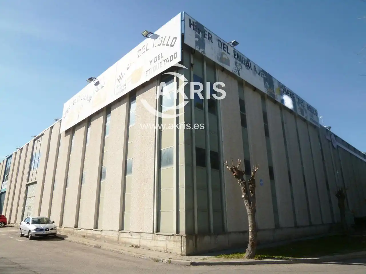 Nau industrial de lloguer a Avenida de Andalucía