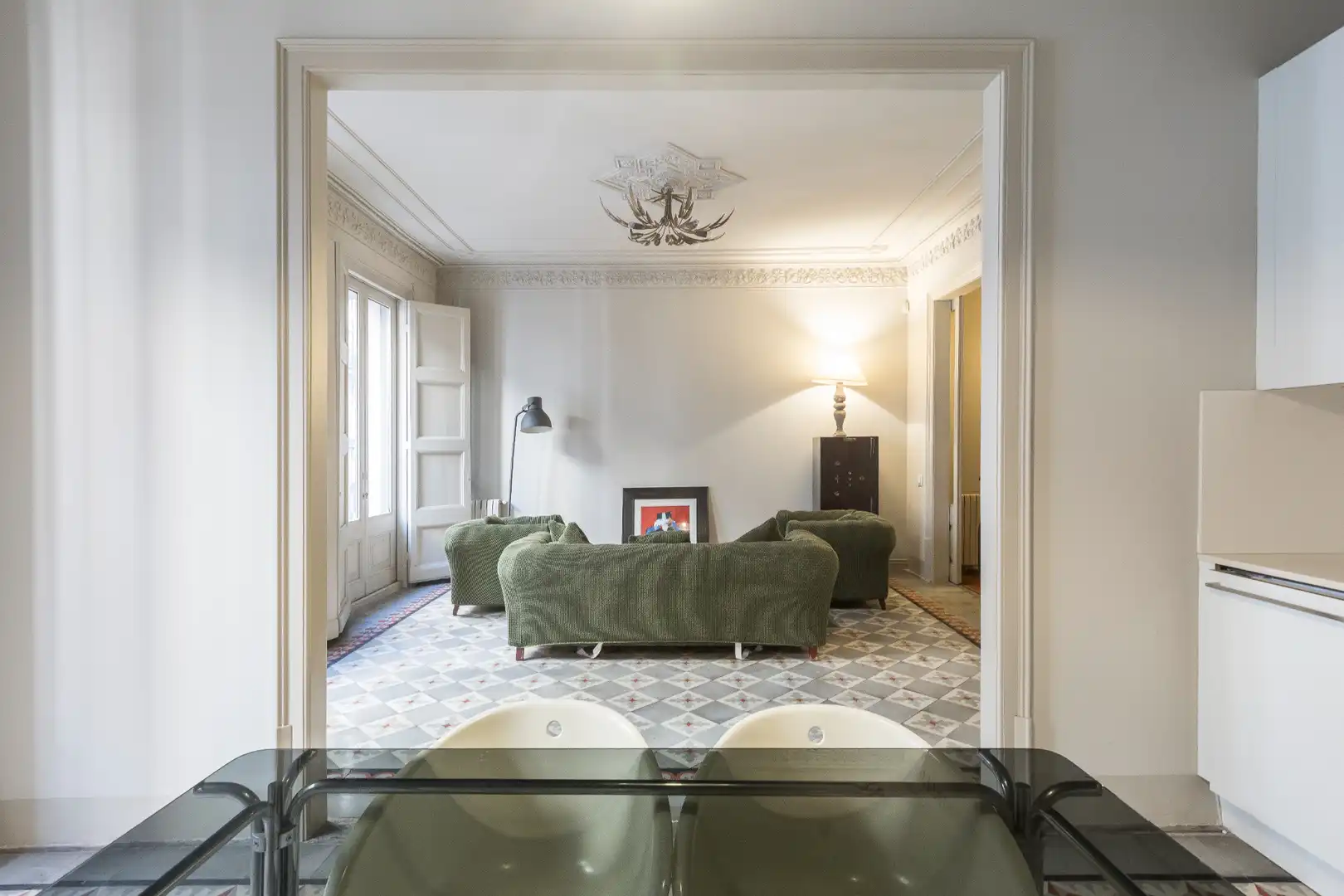 Sala de estar de Piso en venta en Barcelona con Calefacción, Terraza y Amueblado