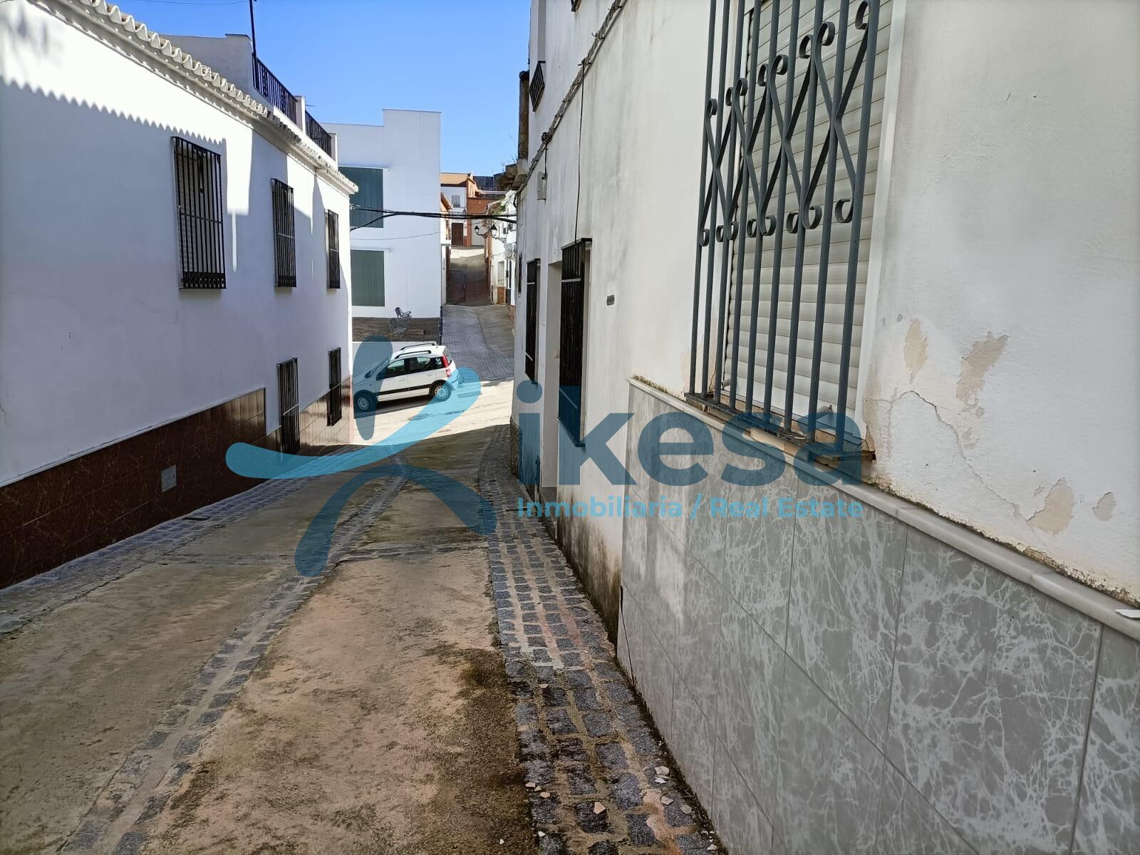 Vista exterior de Casa adosada en venta en Valenzuela