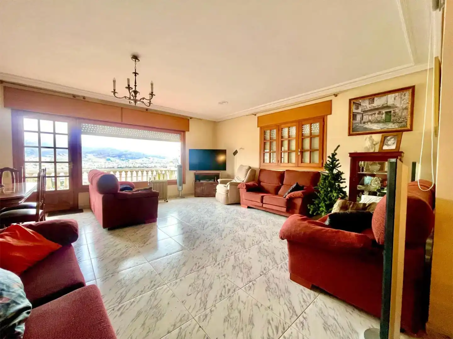 Sala d'estar de Casa o xalet en venda en Petín amb Jardí privat, Parquet i Traster