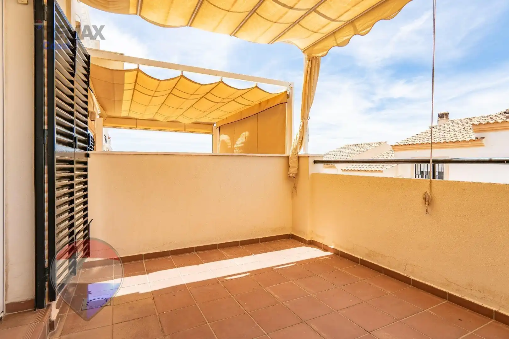 Terrasse von Einfamilien-Reihenhaus zum Verkauf in Rincón de la Victoria mit Klimaanlage, Terrasse und Abstellraum