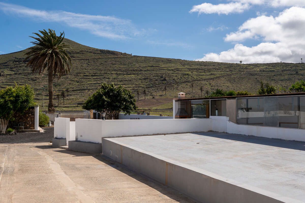 Exterior view of House or chalet for sale in Haría  with Private garden, Terrace and Storage room