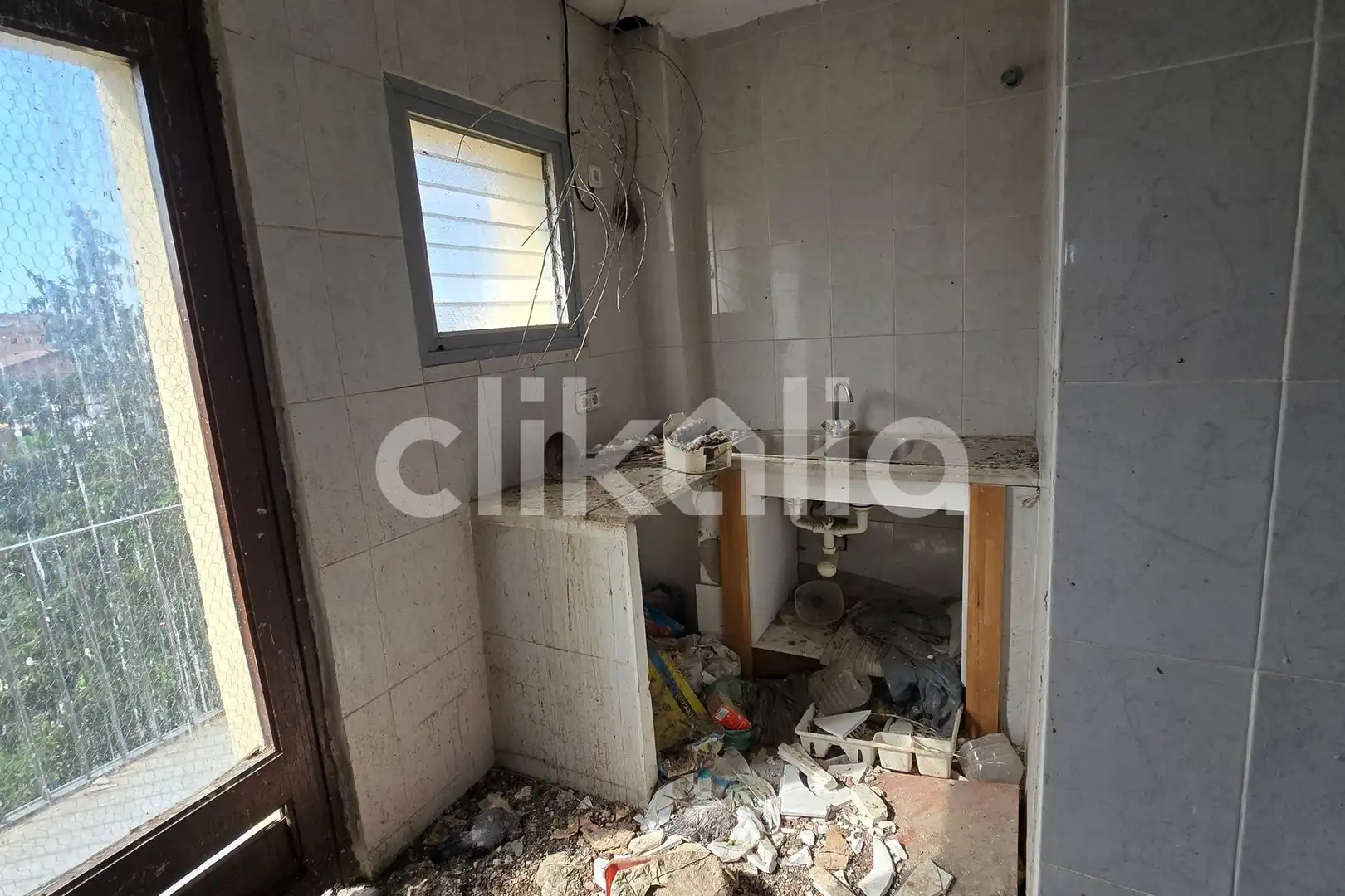 Cuina de Casa o xalet en venda en Roda de Ter amb Terrassa i Traster