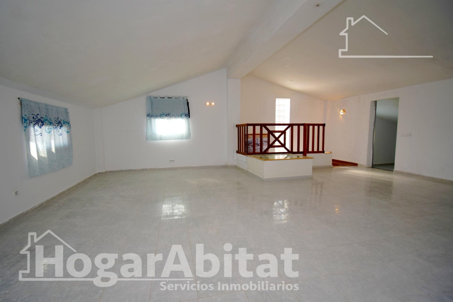 House or chalet for sale in Benaguasil  with Air Conditioner, Terrace and Storage room