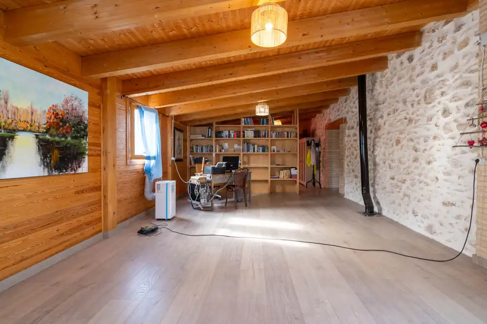 Finca rústica en venta en Aldover con Jardín privado, Terraza y Amueblado