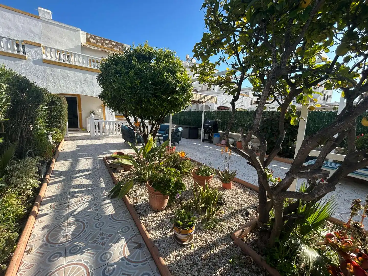 Jardín de Dúplex en venta en Orihuela con Aire acondicionado, Calefacción y Terraza