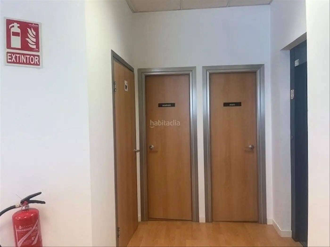 Oficina amb ascensor de lloguer a Carrer de Suïssa 9, imagen 5