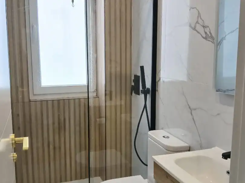 Baño de Piso en venta en Santander