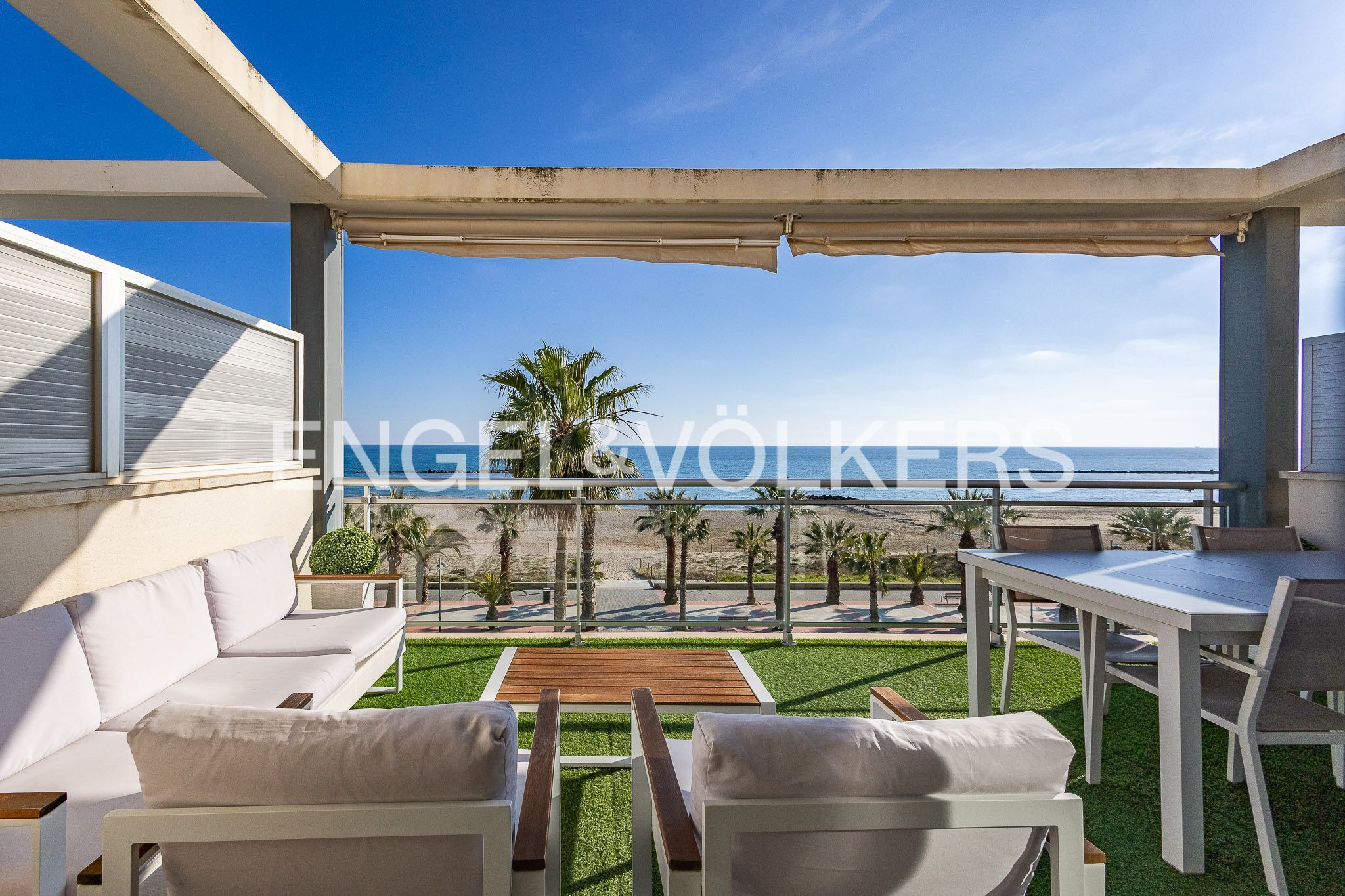 Terrace of Attic for sale in Cubelles  with Air Conditioner, Heating and Private garden