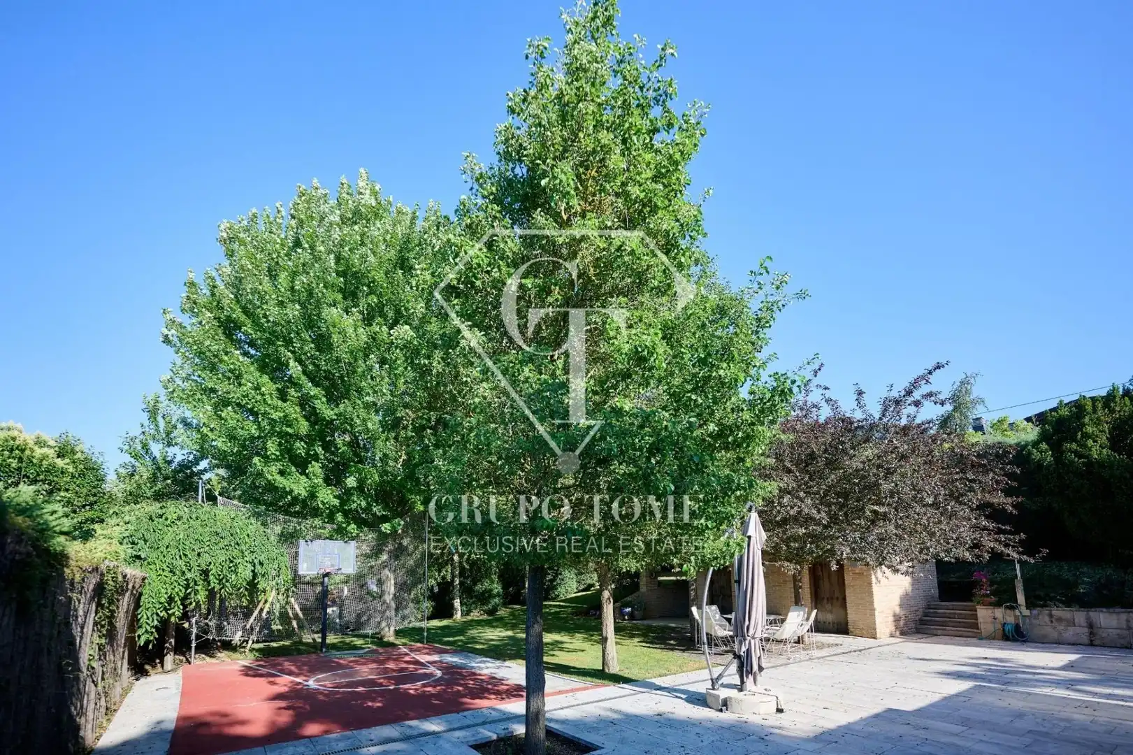 Casa o chalet en venta en Ayegui / Aiegi con Aire acondicionado, Calefacción y Jardín privado