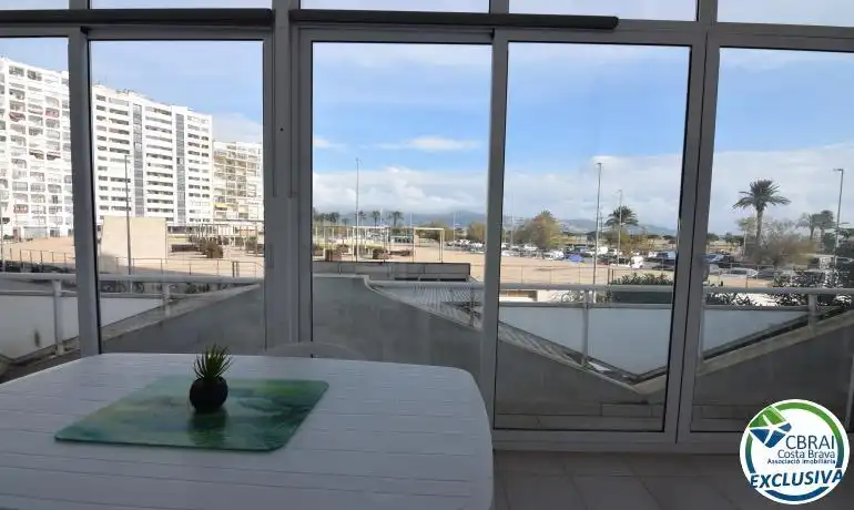 Wohnung mit Terrasse zum Verkauf in de la Muga 2