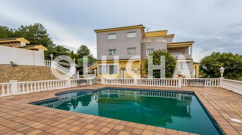 Chalet en venta en Onda, 10 dormitorios.