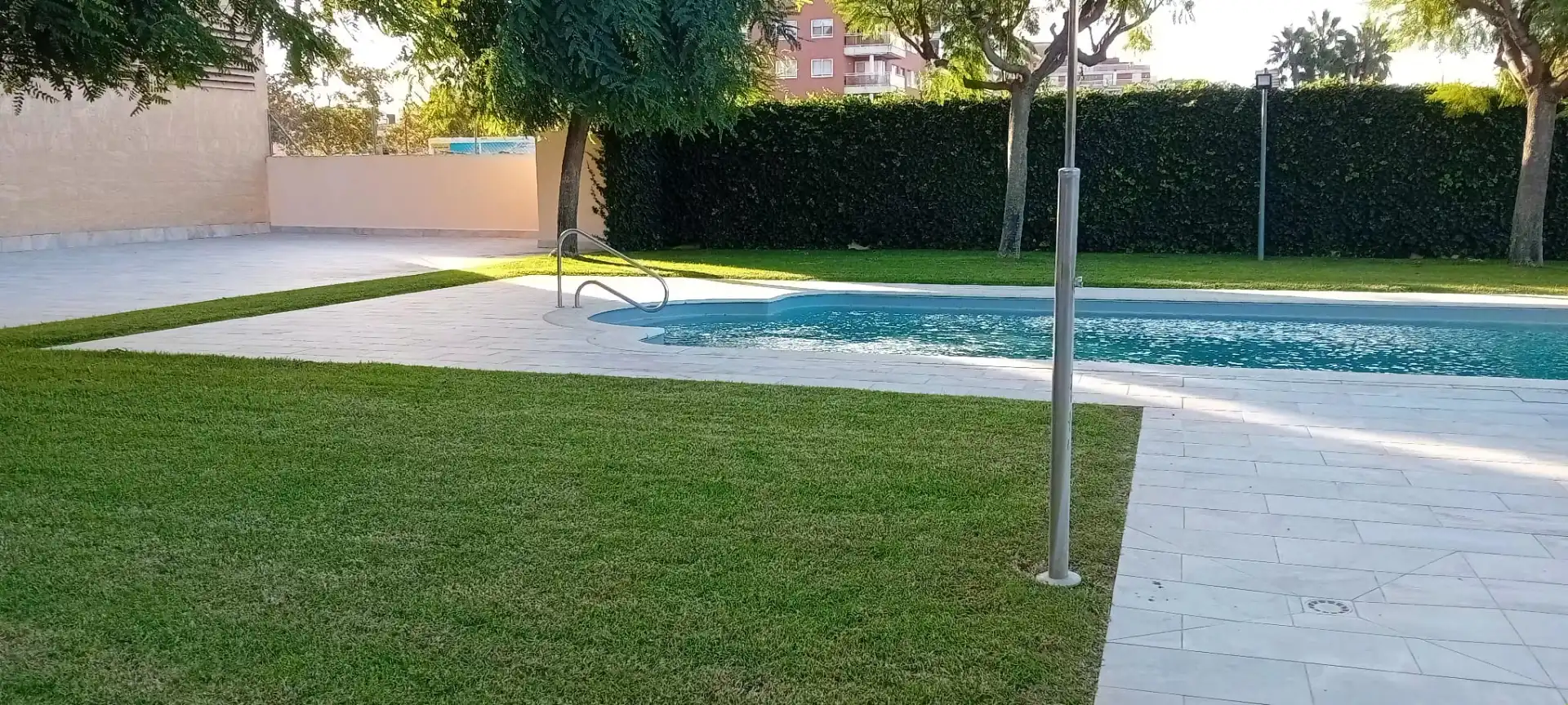Piscina de Piso en venta en Reus con Aire acondicionado, Calefacción y Amueblado