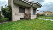 Vista exterior de Casa o xalet en venda en O Carballiño   amb Jardí privat i Terrassa