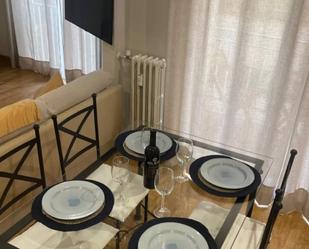 Dining room of Flat to rent in  Granada Capital  with Air Conditioner, Heating and Parquet flooring