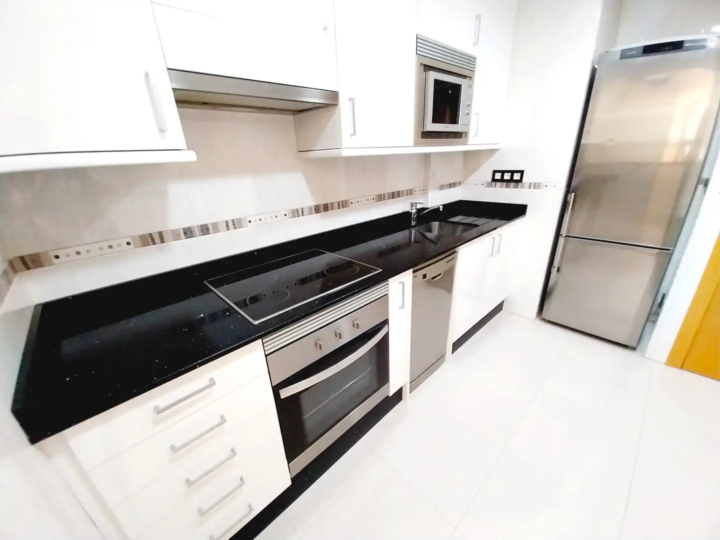 Cocina de Piso en venta en Benidorm con Aire acondicionado, Parquet y Terraza