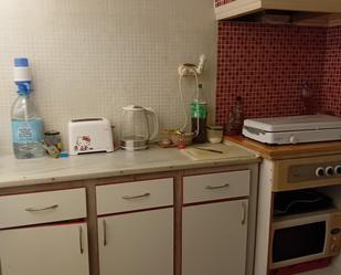 Kitchen of Flat for sale in Valls  with Parquet flooring, Storage room and Furnished