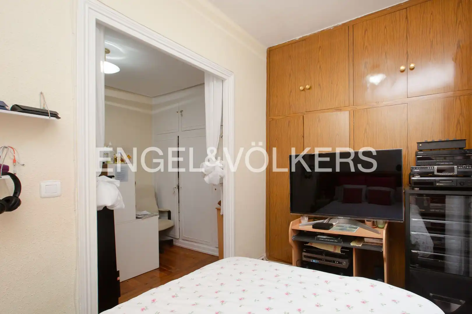 Habitación de Piso en venta en Bilbao  con Calefacción y Balcón