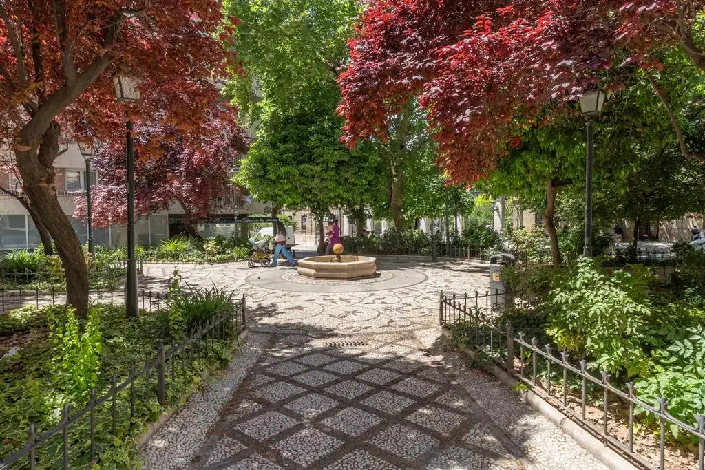 Jardín de Piso en venta en Granada con Aire acondicionado, Calefacción y Terraza