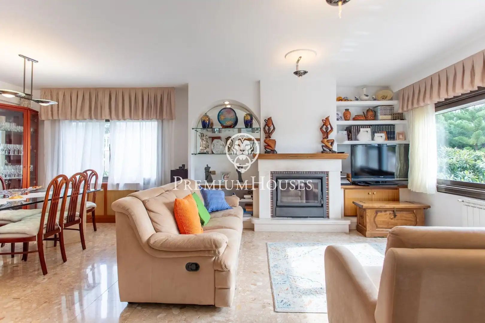 Sala de estar de Casa o chalet en venta en Badalona con Aire acondicionado, Calefacción y Jardín privado