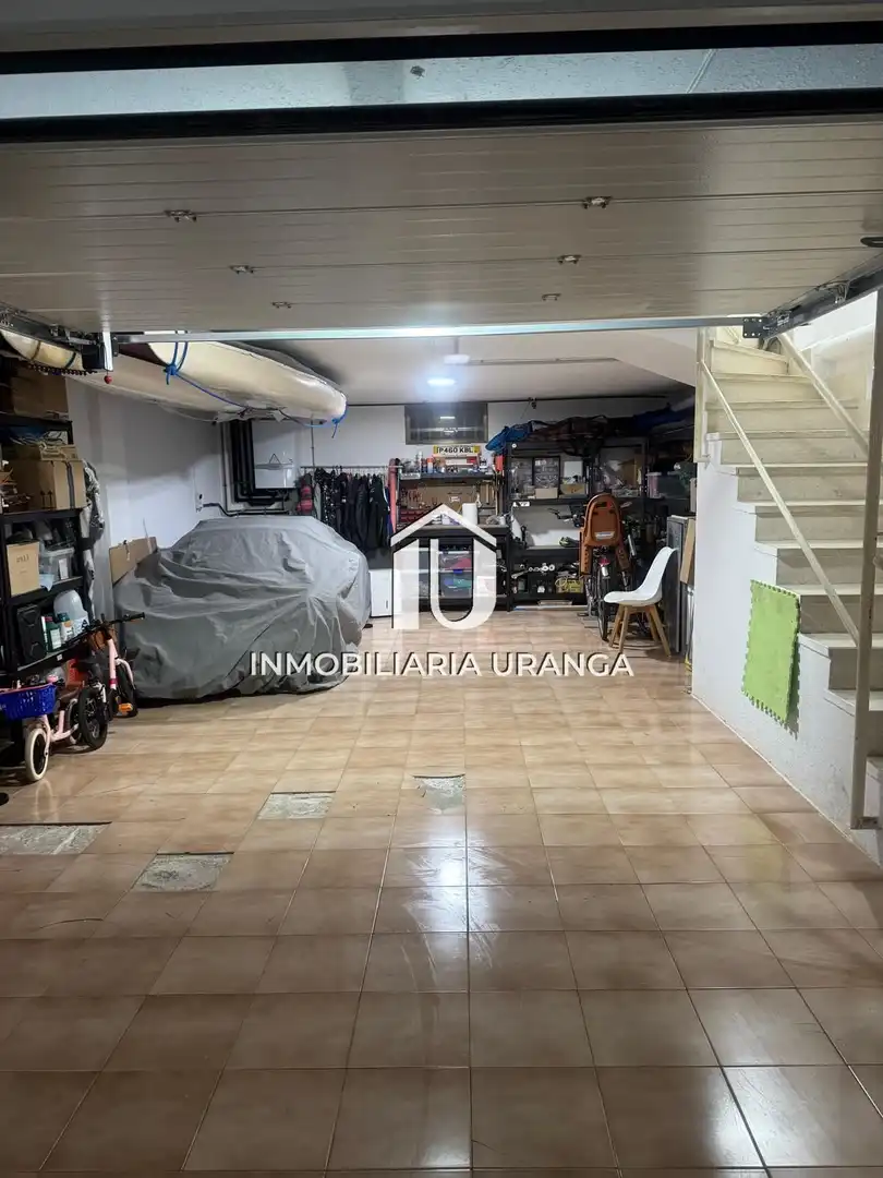 Casa o xalet en venda en Laredo amb Calefacció, Jardí privat i Terrassa