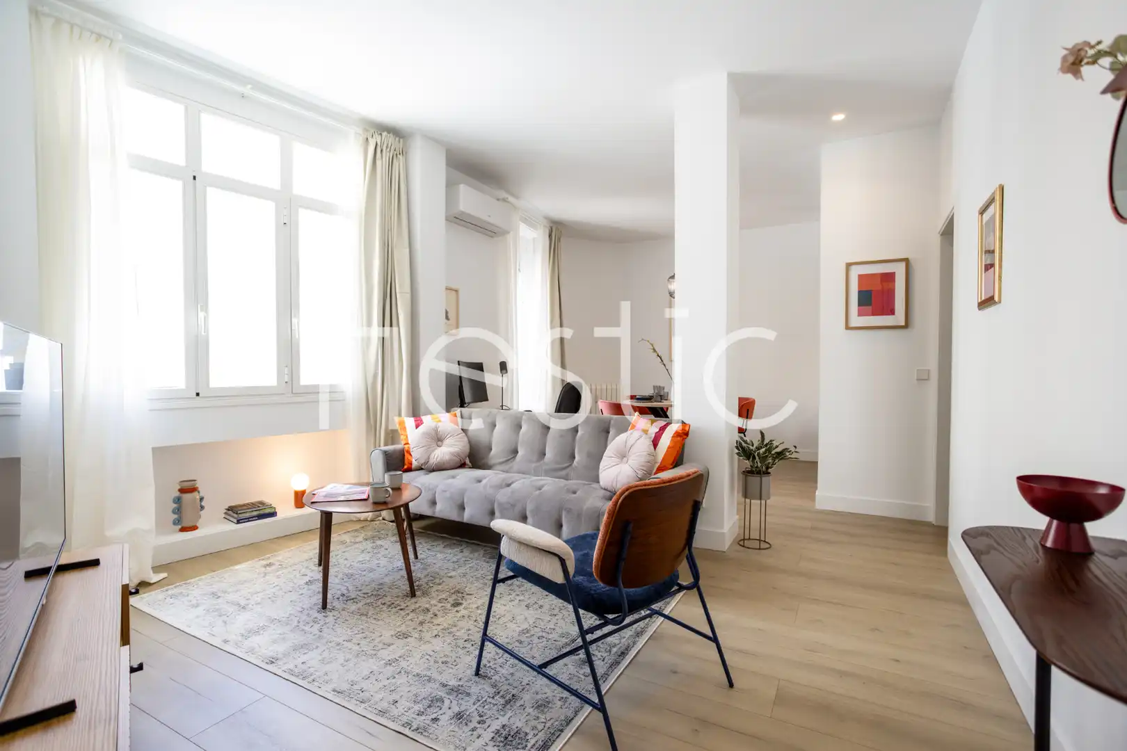 Sala de estar de Apartamento de alquiler en Madrid con Aire acondicionado, Calefacción y Amueblado