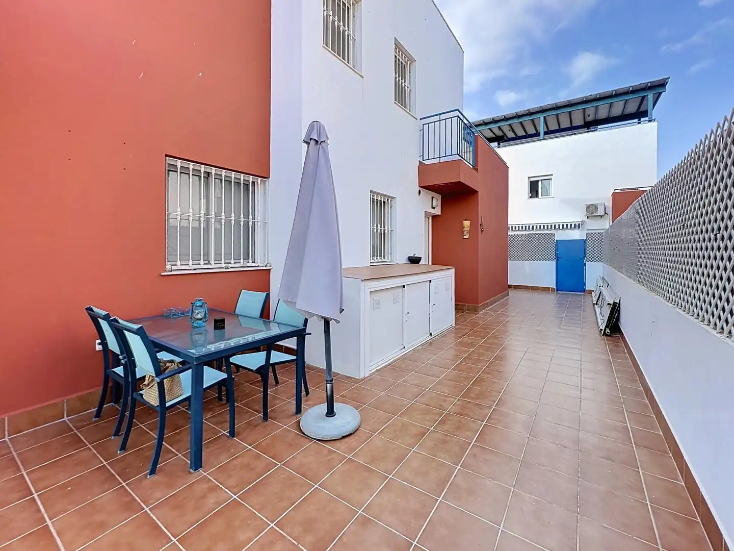 Terrassa de Casa adosada en venda en Vera amb Terrassa i Piscina comunitària