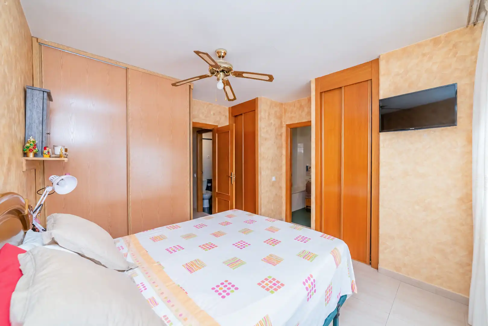 Habitación de Casa o chalet en venta en Mejorada del Campo con Aire acondicionado, Calefacción y Terraza