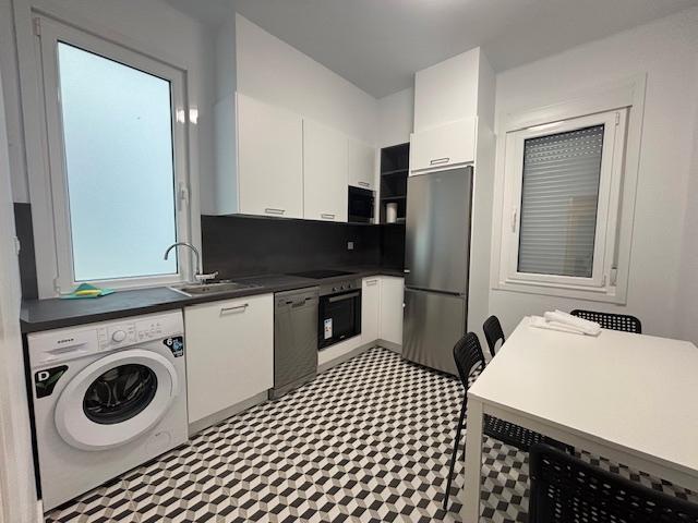 Photo 1 of Flat to rent in Centro, A Coruña