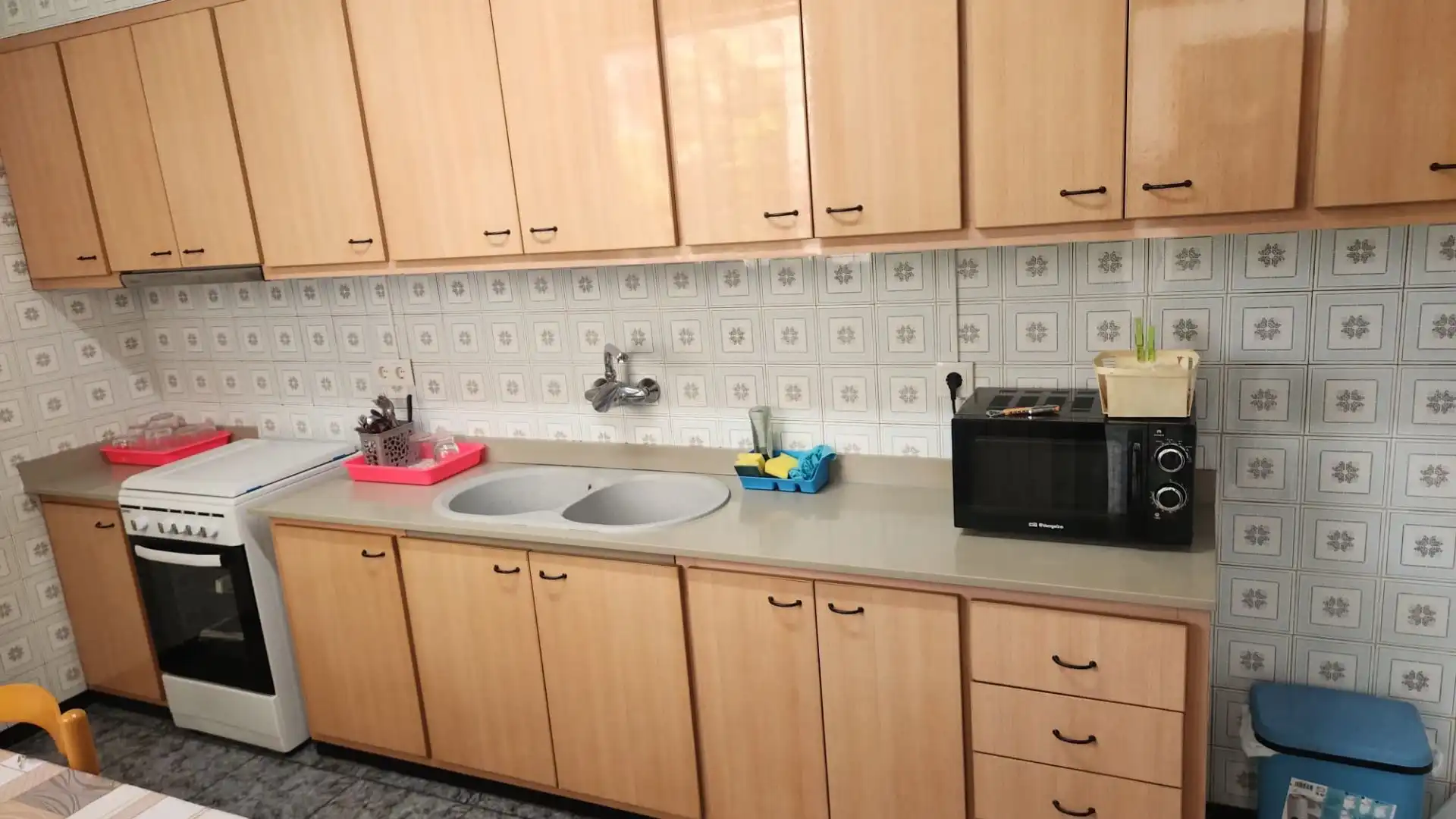 Cocina de Piso de alquiler en Salt con Aire acondicionado, Calefacción y Trastero
