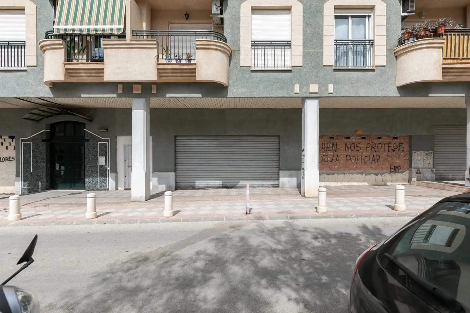 Locale commerciale in vendita a Calle de Comares, imagen 3