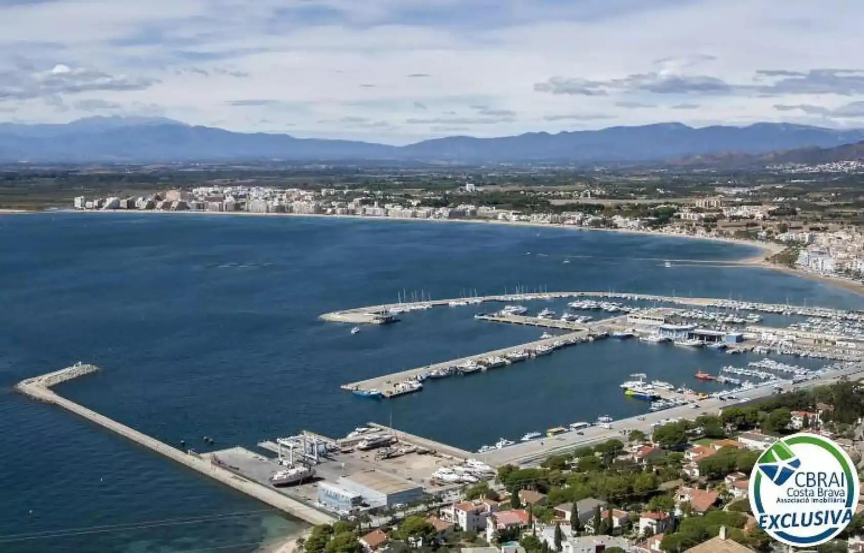 Vista exterior de Apartamento en venta en Roses con Aire acondicionado, Calefacción y Terraza