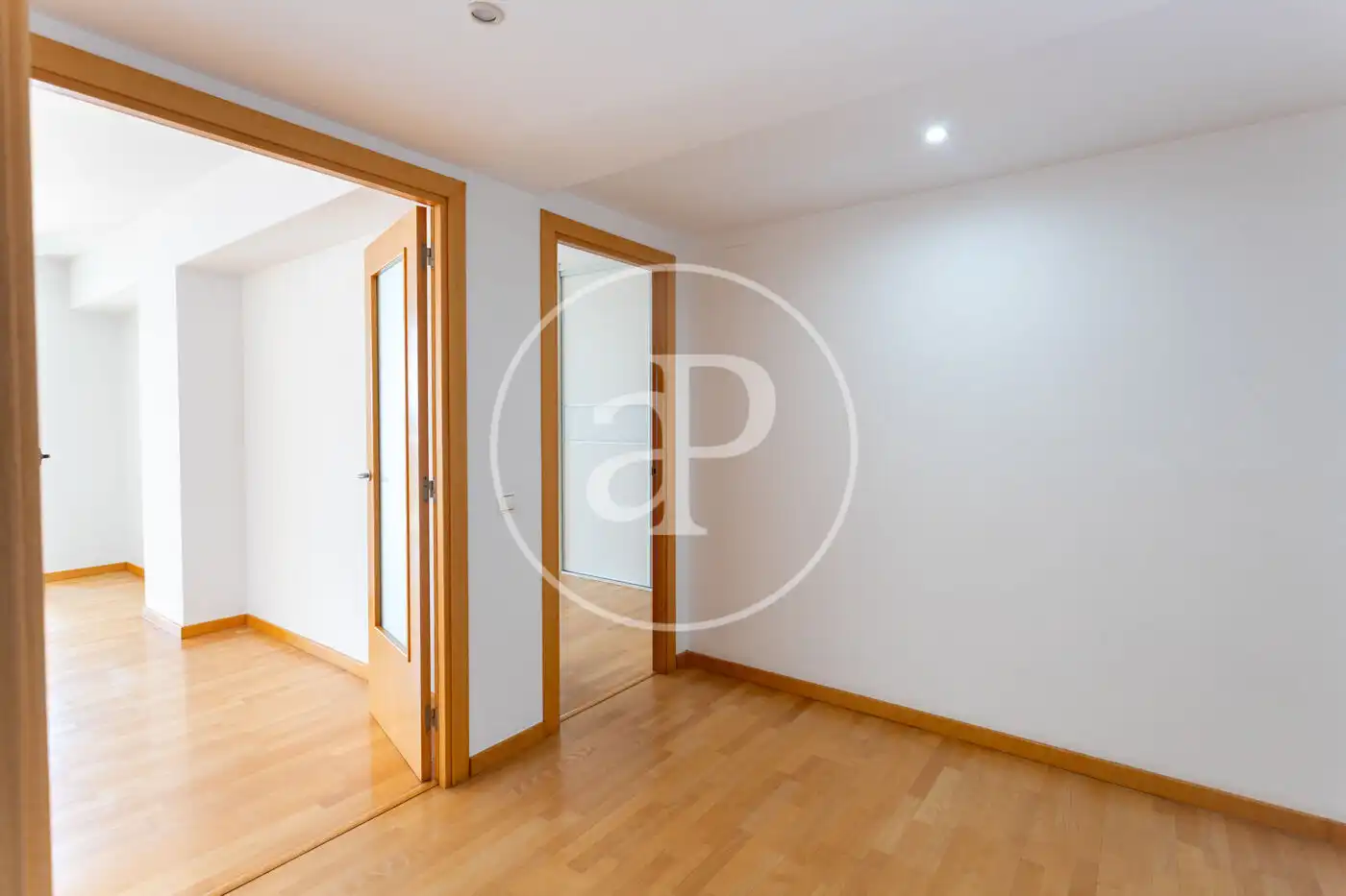 Wohnung zur Miete in Mataró mit Klimaanlage, Heizung und Terrasse