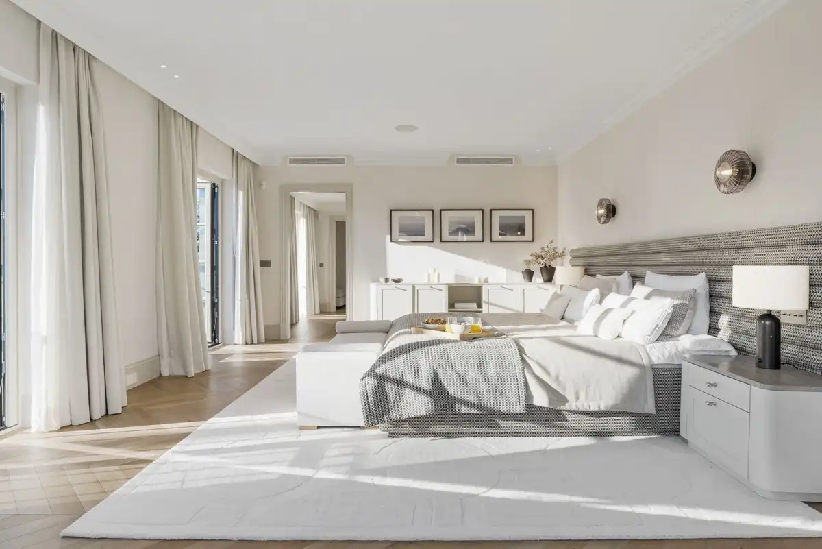 Villa mit Pool zum Verkauf in Nueva Andalucía, imagen 10