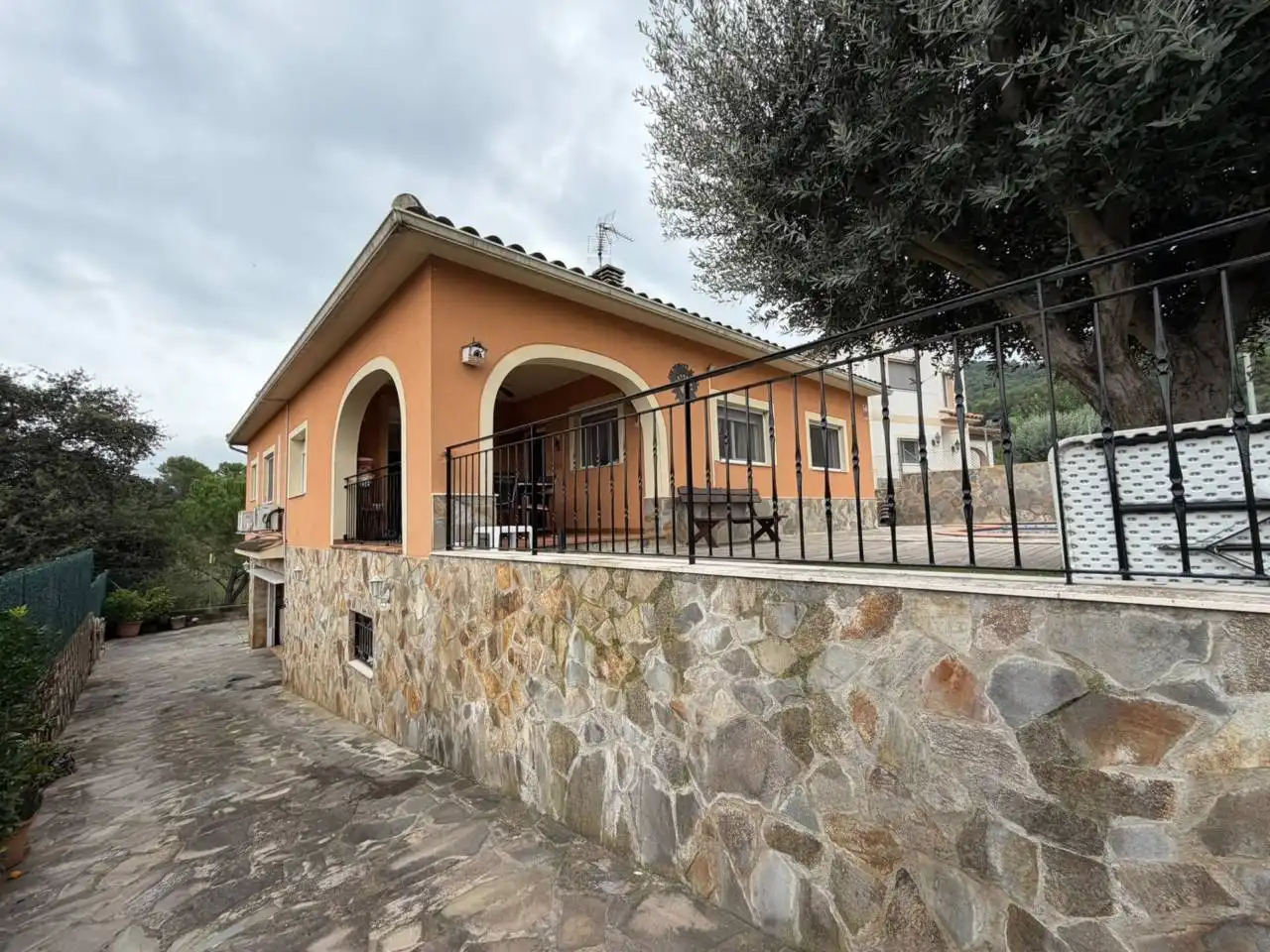Casa amb piscina en venda a Montornès del Vallès, imagen 3