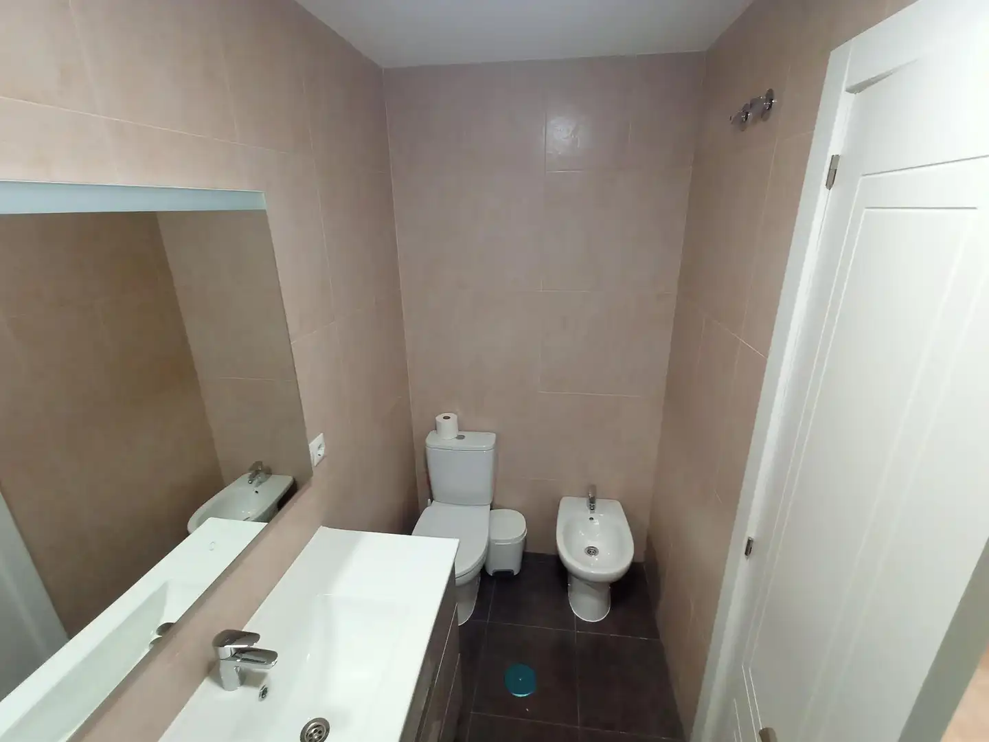 Bathroom of Flat for rent in Balanegra  with Community pool