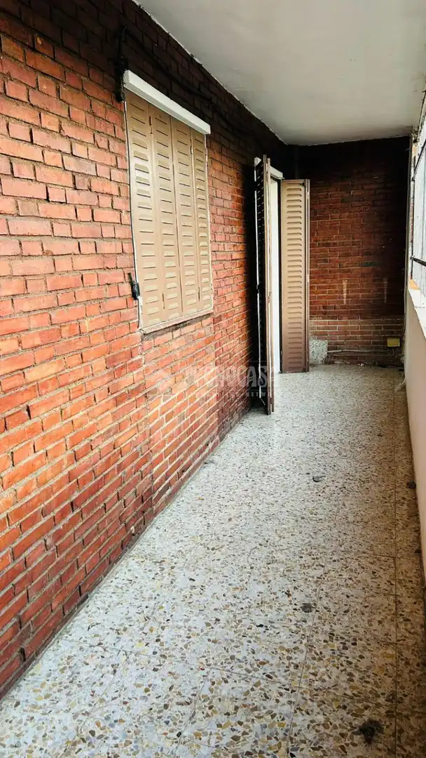 Vista exterior de Pis en venda en Madrid amb Calefacció i Terrassa