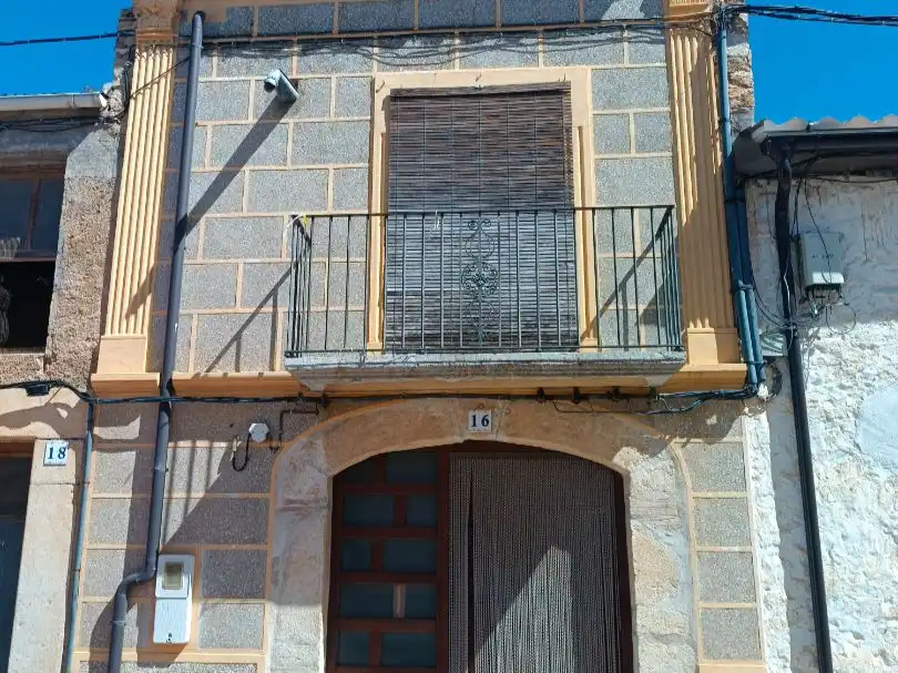Casa en venda a Carrer del Pou 16