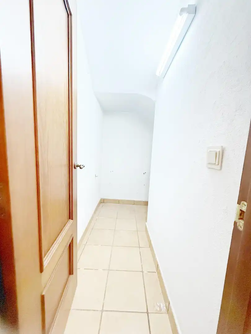 Casa adosada en venta en Almería con Terraza, Trastero y Balcón