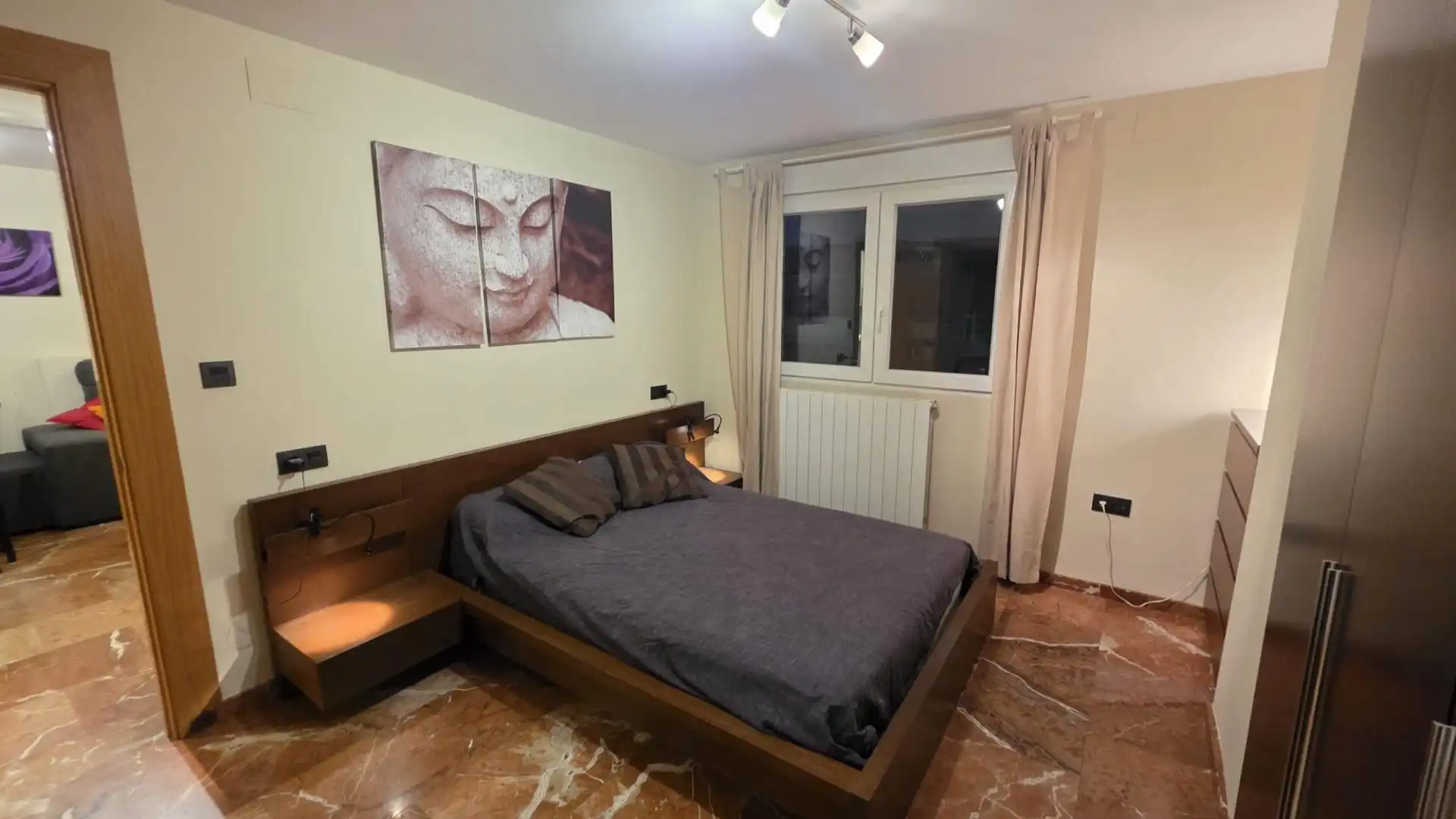 Bedroom of Flat for rent in Granada  with Air Conditioner, Heating and Furnished