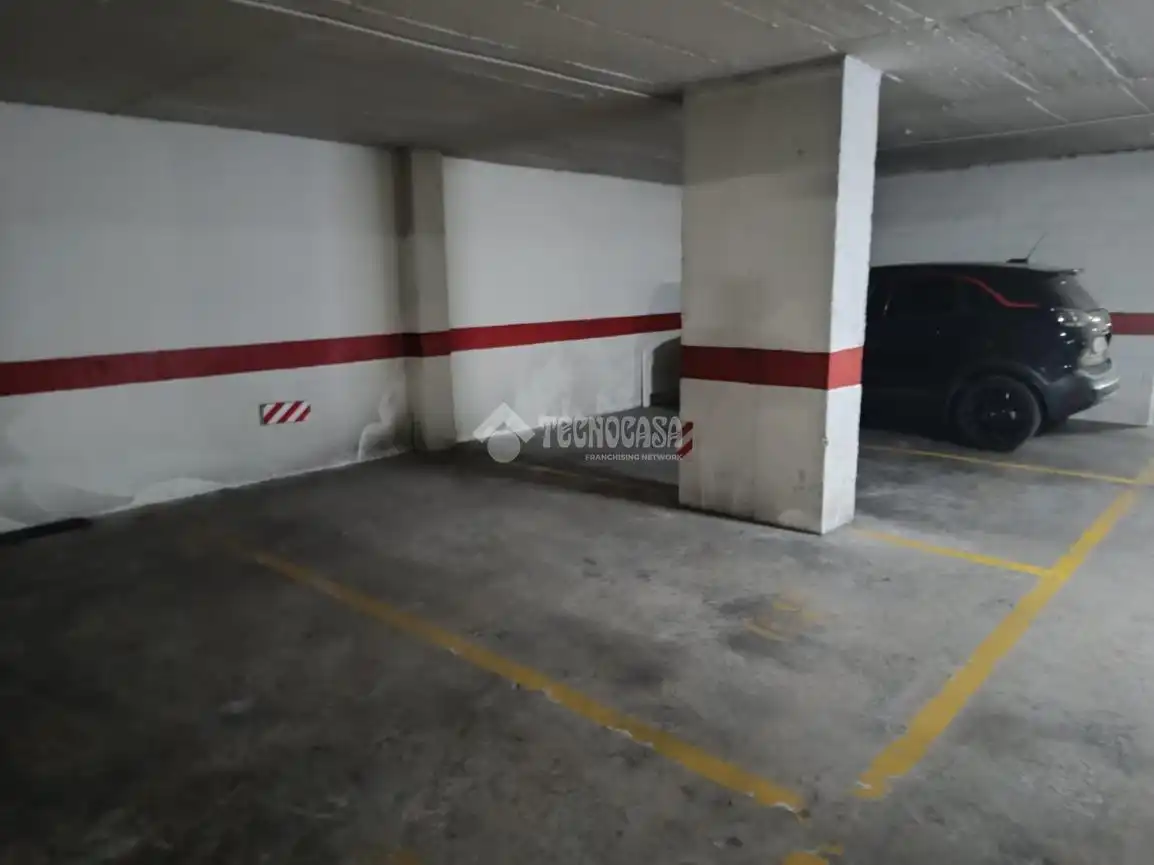 Aparcament amb ascensor en venda a Cerro - Amate, imagen 9